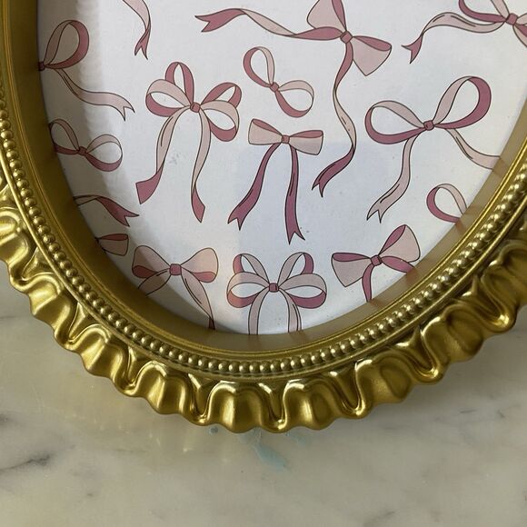 Coquette Bow Frame 6.89in x 10in New - Picture 6 of 6